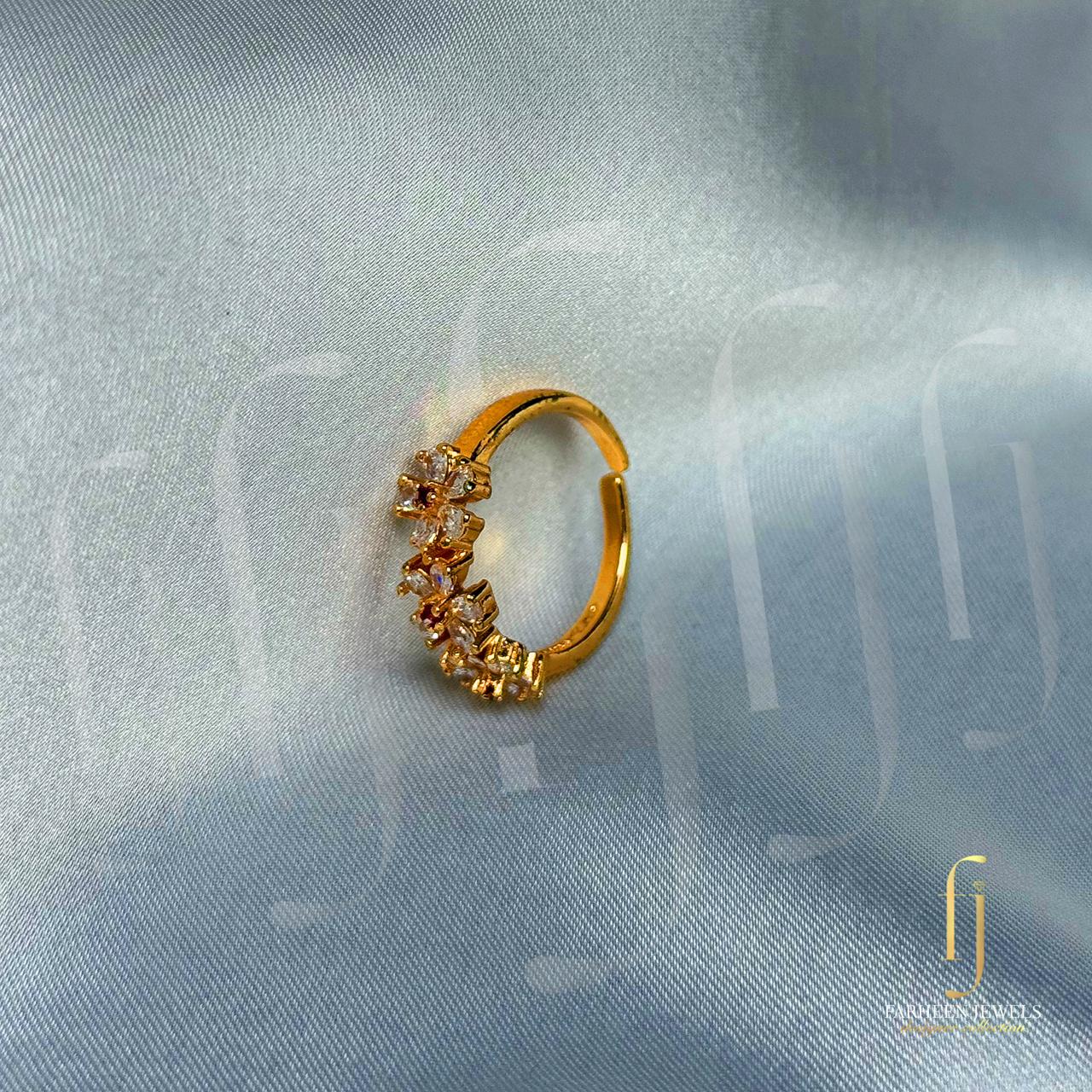 GOLD FLOWER ADJUSTABLE RING